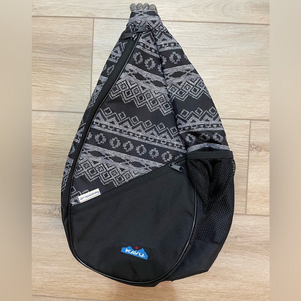 Kavu black white Paxton 25th anniversary sling rope bag